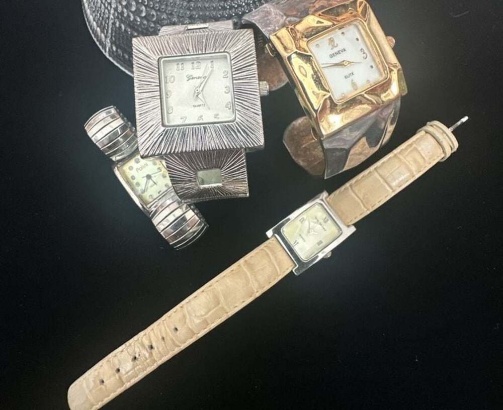 Collection of 4 Assorted Vintage Watches (Geneva, Vernier, Polini)